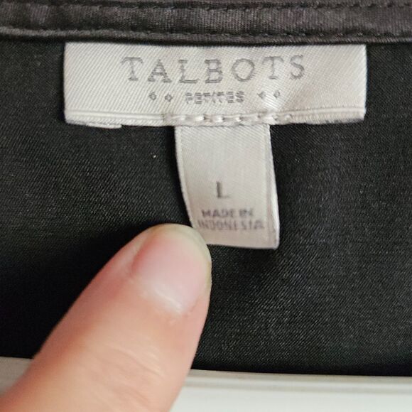 Talbot's Satin Sleeveless Blouse w/Classy Ruffle Accent - Size Petite L - Picture 8 of 9